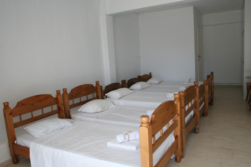 Revis Station Plataria Hotel Bagian luar foto