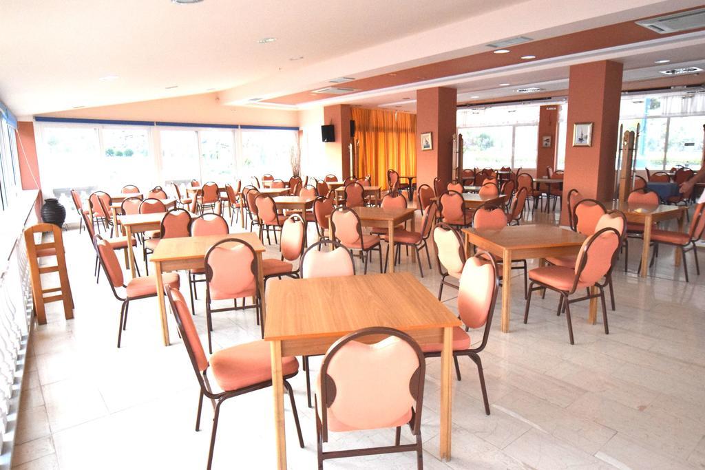 Revis Station Plataria Hotel Bagian luar foto