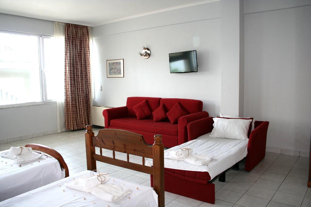 Revis Station Plataria Hotel Bagian luar foto